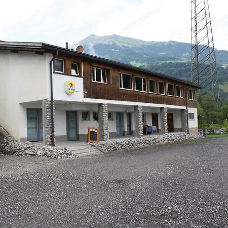 Sporti Grusch Hostel Eksteriør bilde