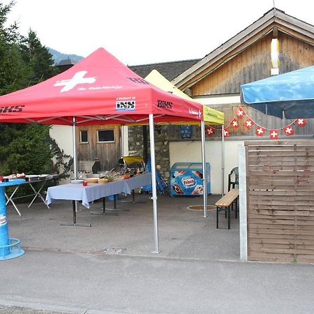 Sporti Grusch Hostel Eksteriør bilde